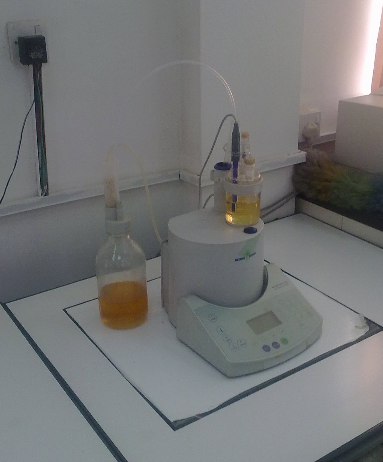oil lab