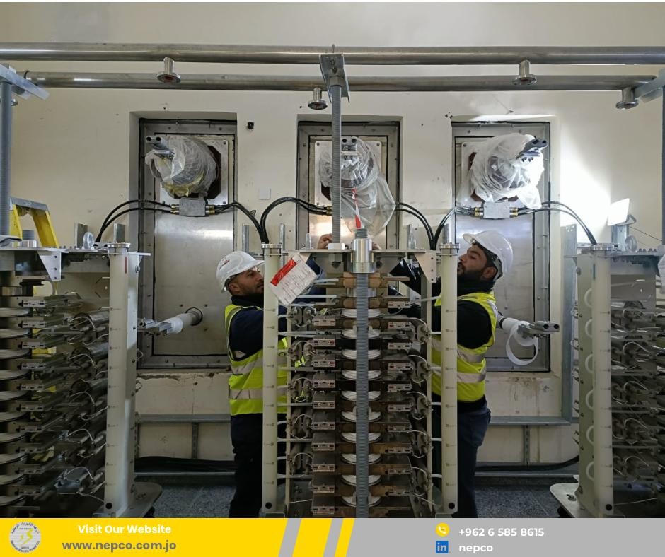 الكهرباء الوطنية تواصل تركيب نظام "SVC" في محطة الريشة 400 ك.ف