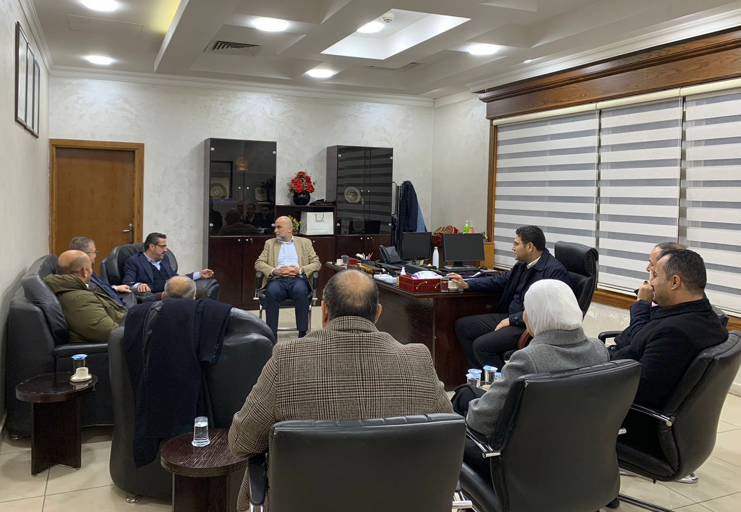 مدير عام الكهرباء الوطنية يتفقد مركز التحكم الوطني ويؤكد جاهزية الشبكة خلال المنخفض الجوي