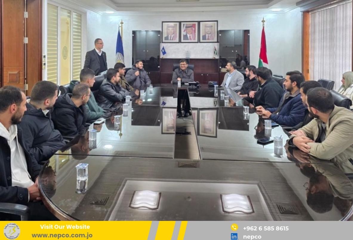 طلبة "التكنولوجيا" يطّلعون على تشغيل الشبكة الكهربائية في زيارة ميدانية للكهرباء الوطنية